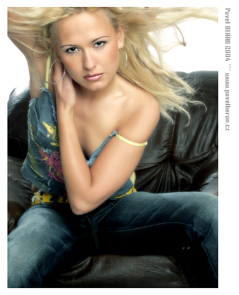 jen tak na tebe koukam...