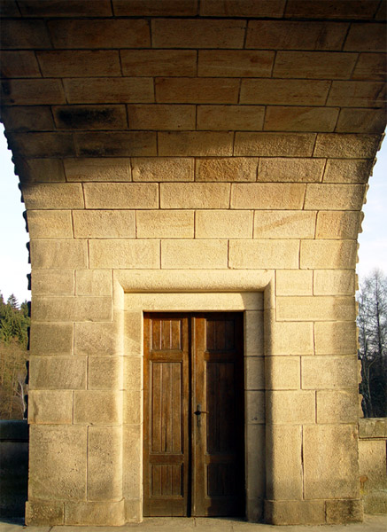 Jarní přehrada