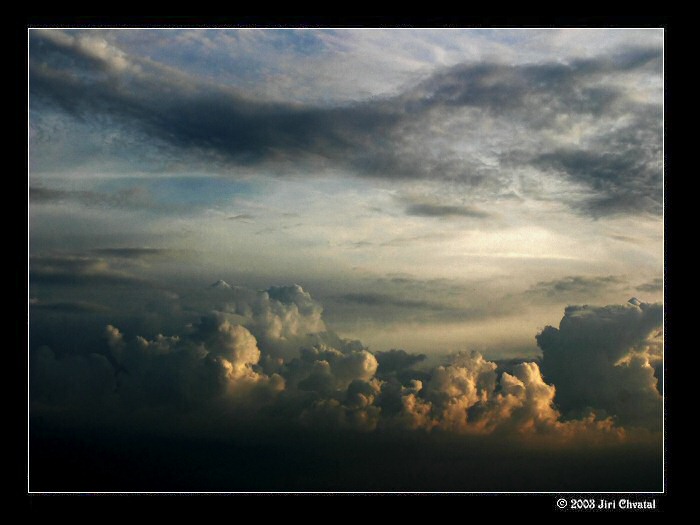 .: Thunderstorm :.