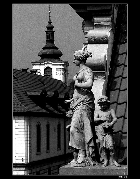 Bdí nad Žatcem staletí...
