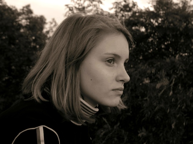 <b><font color=#FF8000 size=1 face=Verdana>:: kiki :: [2]</b>
