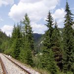 Pozor, za zatáčkou tunel!