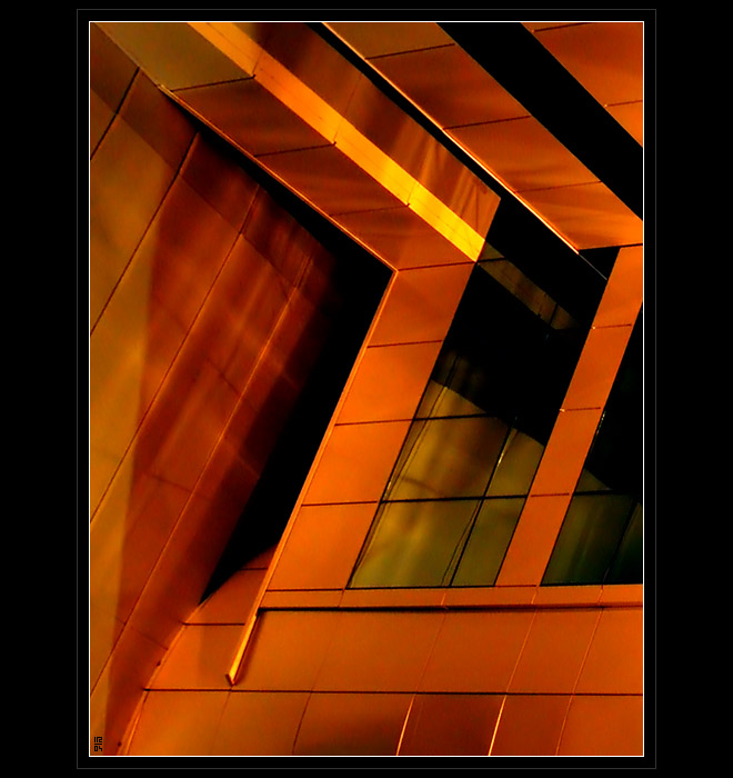 <b>Architektonic-Abstract<br></b>Pardubice - ČSOB<b><hr>