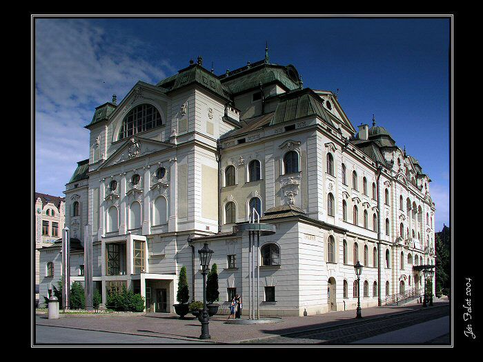 <b> Štátne divadlo v Košiciach </b> -1-