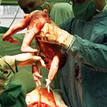 A.J.T.-První sekundy