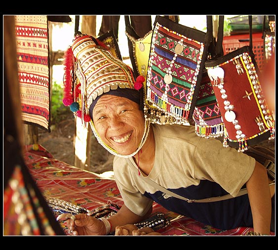 <b> Akha Hilltribe