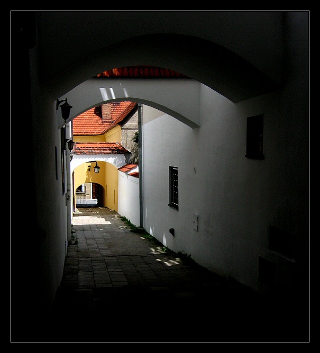 <b>..: Ulička :..</b>