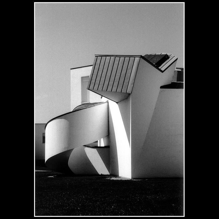 VITRA II
