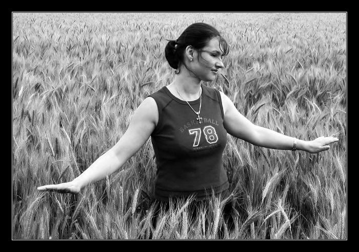 Žena v žitě