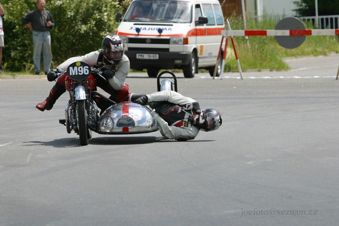 Bratrstvo Ručky II