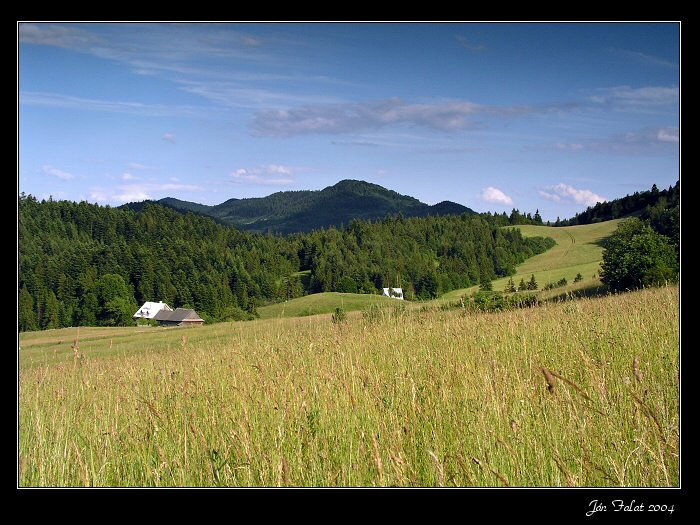 <b> Nedeľná krajina </b>
