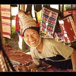 <b> Akha Hilltribe