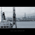 <b> il porto e la lanterna </b>