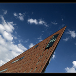 <b>...zaoceánskej šíf...</b>