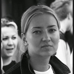 z ulice...pod deštníkem...