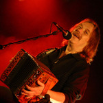 nohavica v červeném