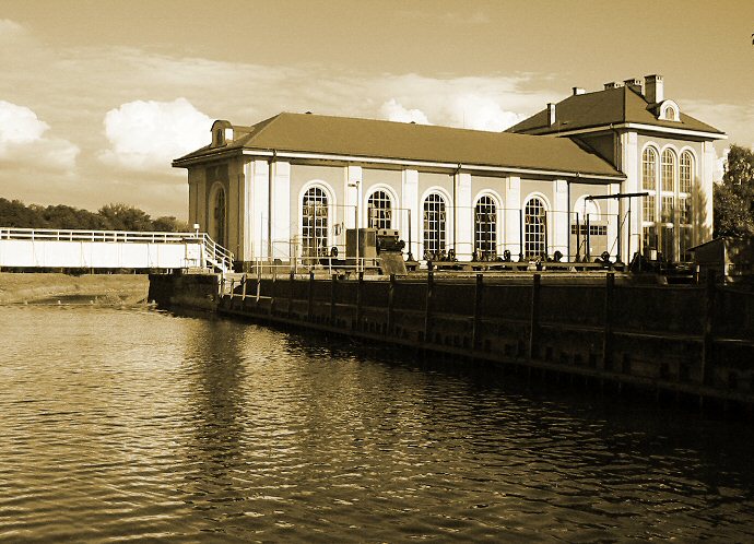 Hydroelektrarna