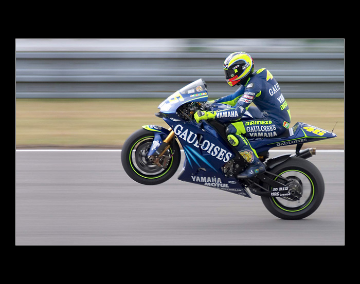 Valentino bavící diváky