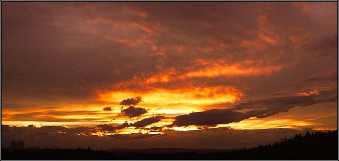 Z posedu pohled na západ a JETE