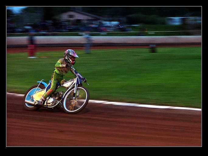 Mladý plochodrážník