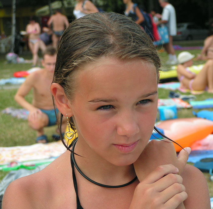 Zamyslená Nika
