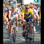 L I V E <b>S T R O N G</b>