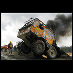 V oblacích dýmu...