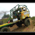 Pivní džíp...  (Truck Trial 3/3)