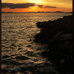 Vlny, skály a mraky