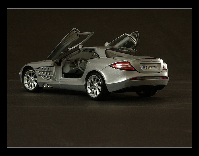 <b>..:: Mercedes-Benz SLR McLaren II ::..</b>