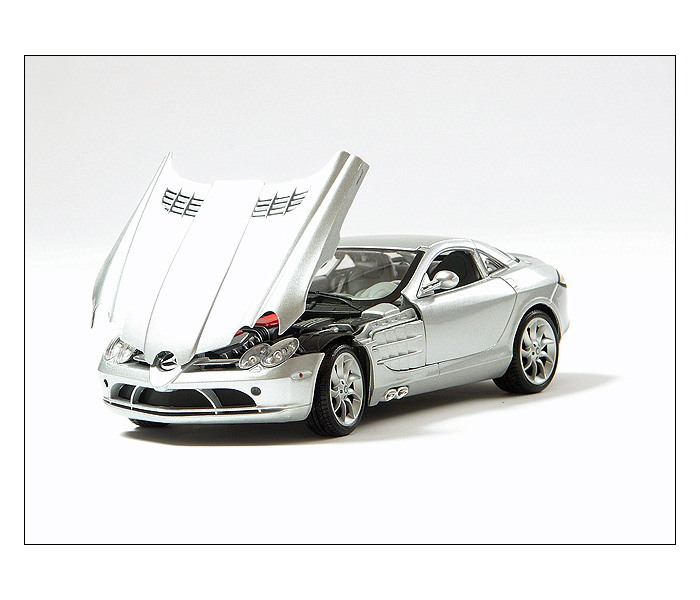 <b>..:: Mercedes-Benz SLR McLaren III ::..</b>