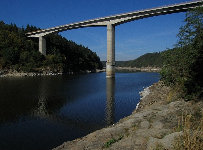 Zvíkovský most přes Vltavu
