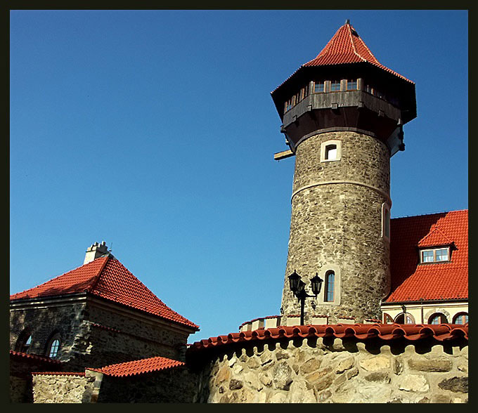 <b>~ Hněvín ~</b><br>