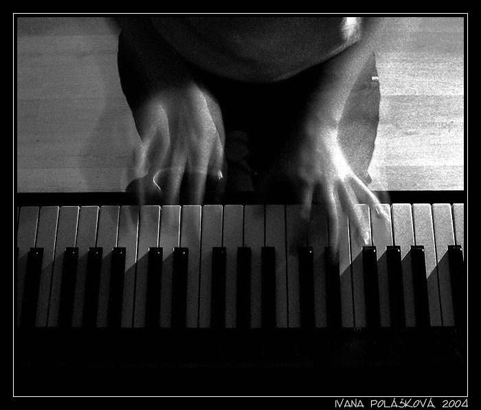 <b>[piano]</b>