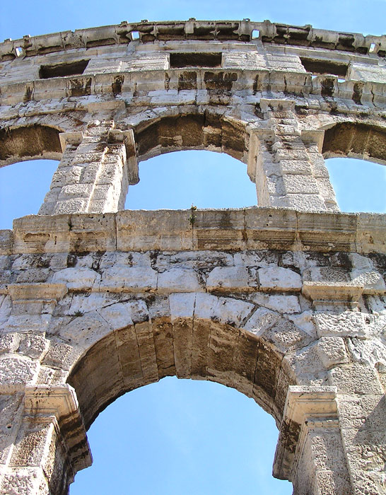 Aréna - její sláva sahala až k nebesům