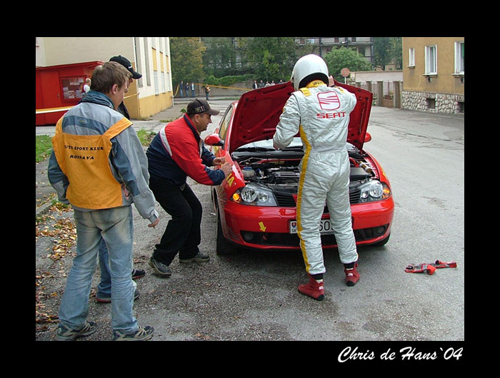 <font = arial color= BLUU><b>Rally ROŽŇAVA - porucha</b></font><br>