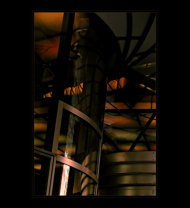 <b>...PRAGUE ABSTRACT...<BR></B>(...pražské obrázky...)<hr><b>