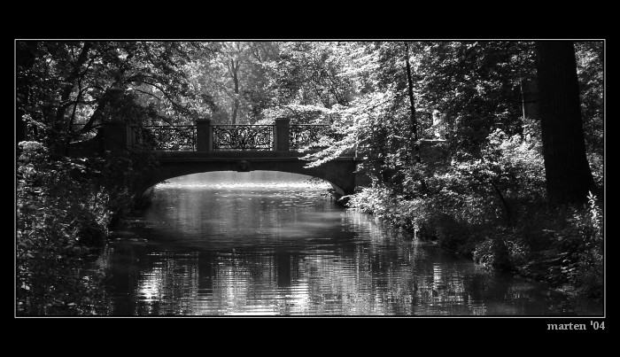 <b>.:: BRÜCKE ::.</b>