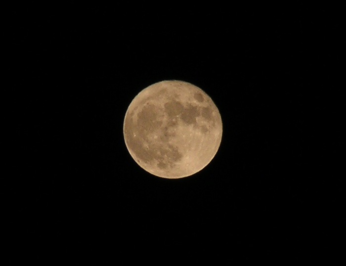 Měsíc