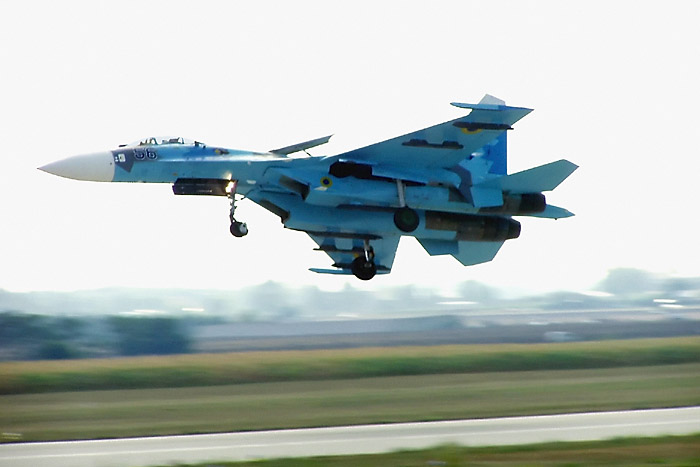 Su27