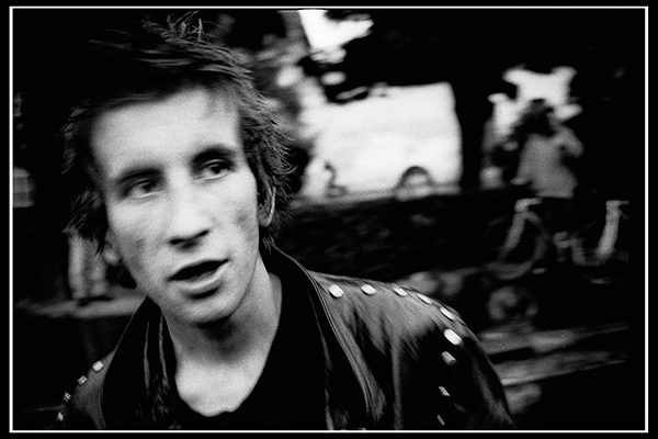 punker demonstrant portret
