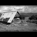 Opustený salaš v B&W ...