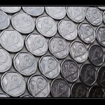 Malá měna ve velkém