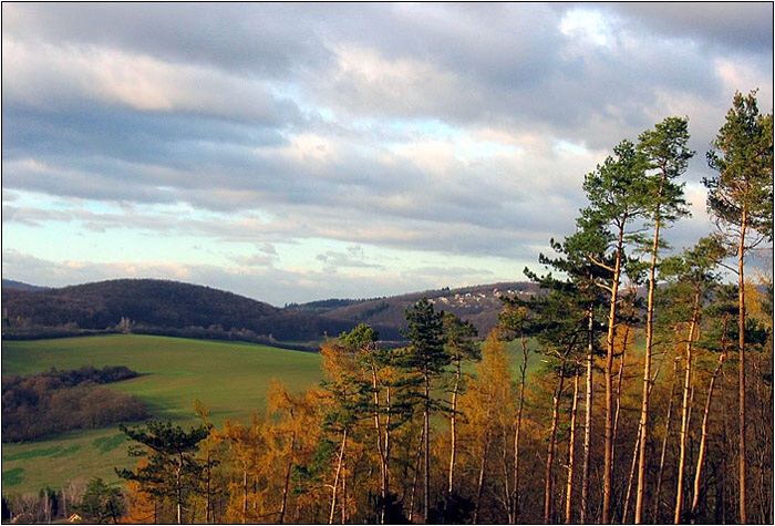 <b>Za oblačného dne...</b>