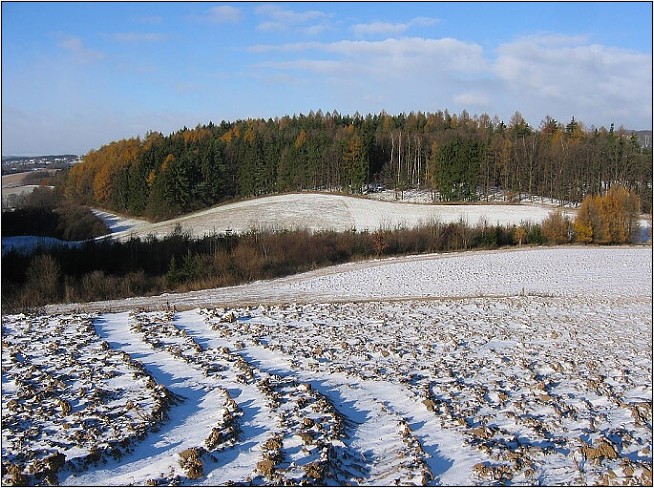 <b>Hluboké brázdy...</b>