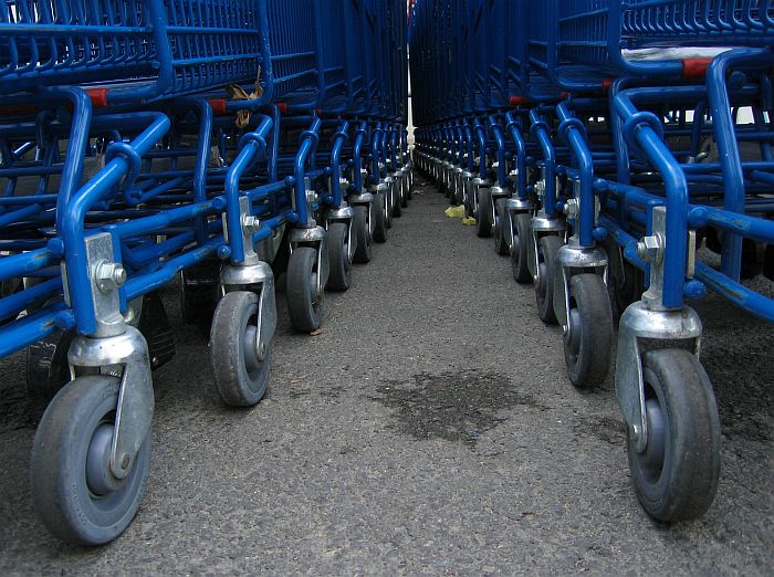 Čekání před Cafourem