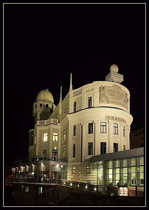 URANIA
