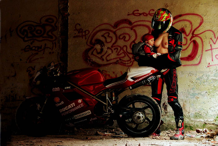 ...odkojen rychlostí...