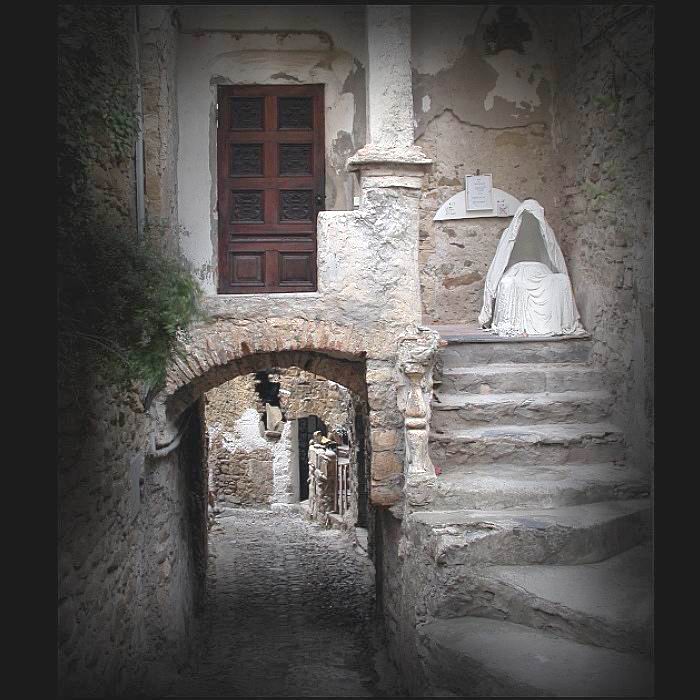 The Ghost Bed&Breakfast… in BUSSANA VECCHIA