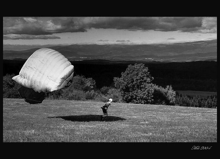 <b>..::As fly as a bird::..</b>